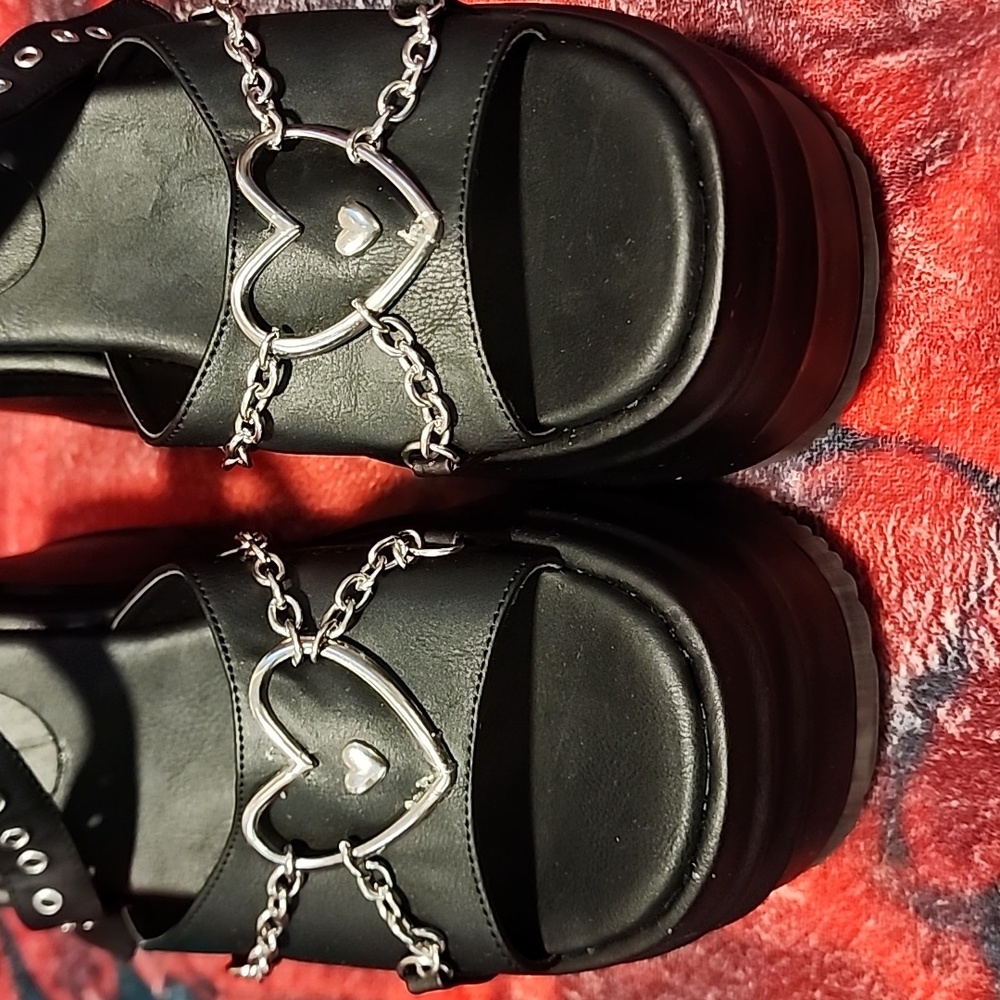 Demonia Wave 9 Platform Sandals - Picture 4 of 8